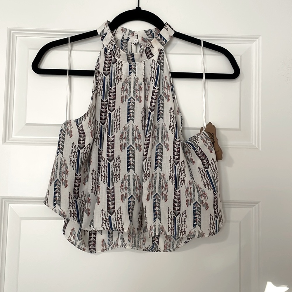 High neck tank